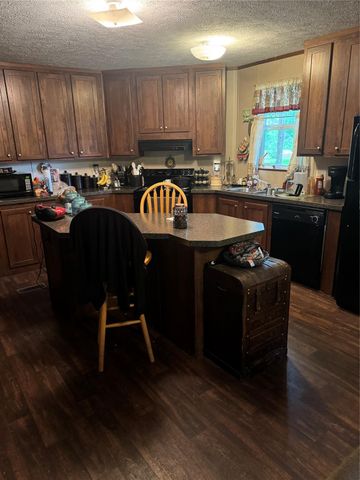 165 Fm 770 Road S B, Liberty, TX 77575