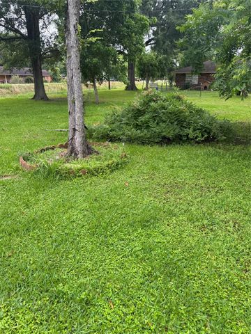 165 Fm 770 Road S B, Liberty, TX 77575