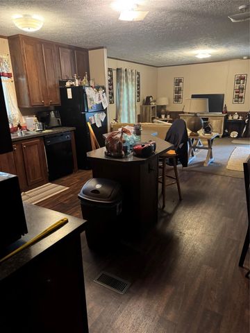 165 Fm 770 Road S B, Liberty, TX 77575