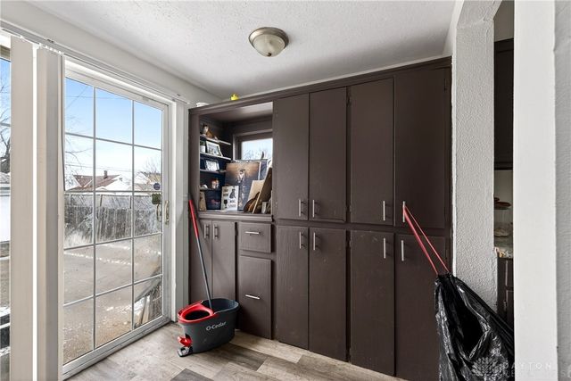 53 E Siebenthaler Avenue, Dayton, OH 45405