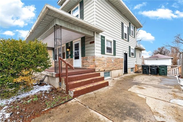 53 E Siebenthaler Avenue, Dayton, OH 45405