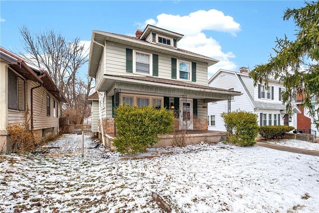 53 E Siebenthaler Avenue, Dayton, OH 45405