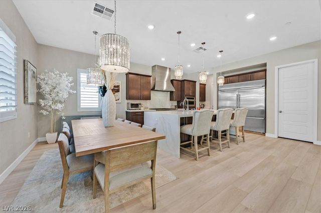 2689 Pioneer Estates Court, Las Vegas, NV 89117