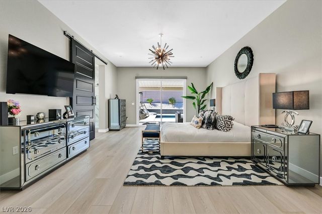 2689 Pioneer Estates Court, Las Vegas, NV 89117