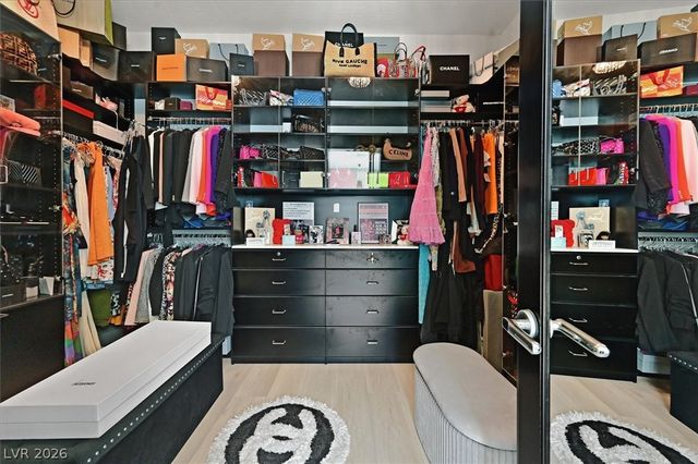 2689 Pioneer Estates Court, Las Vegas, NV 89117