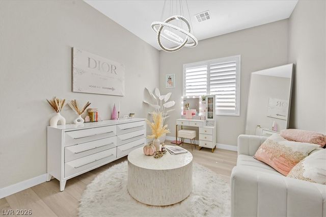 2689 Pioneer Estates Court, Las Vegas, NV 89117