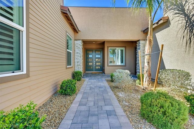 2689 Pioneer Estates Court, Las Vegas, NV 89117