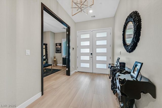 2689 Pioneer Estates Court, Las Vegas, NV 89117