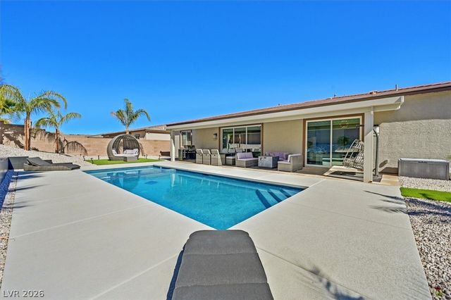 2689 Pioneer Estates Court, Las Vegas, NV 89117