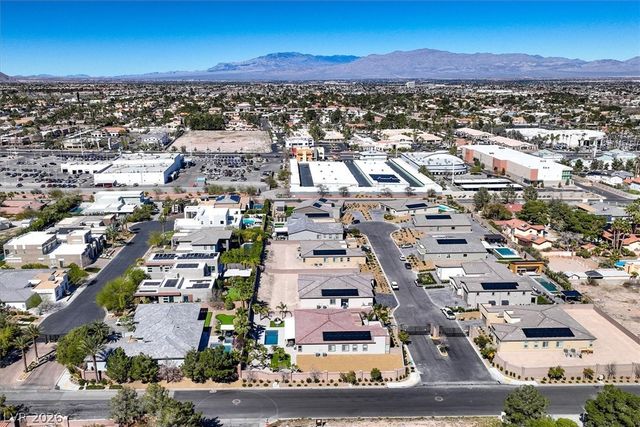 2689 Pioneer Estates Court, Las Vegas, NV 89117