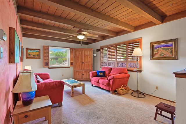 140 Calle San Simon, Santa Fe, NM 87505
