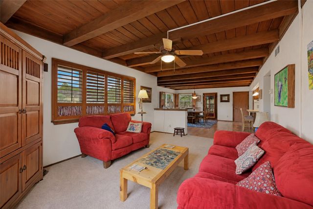 140 Calle San Simon, Santa Fe, NM 87505