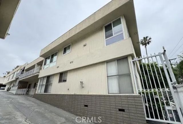 563 E Hazel 2, Inglewood, CA 90302