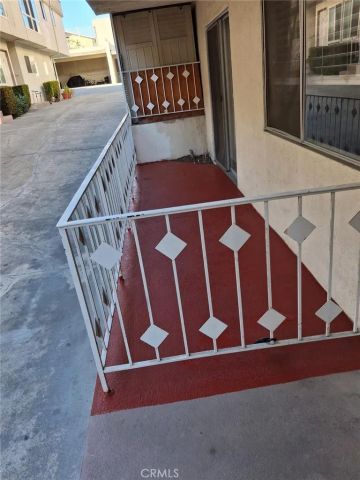 563 E Hazel 2, Inglewood, CA 90302