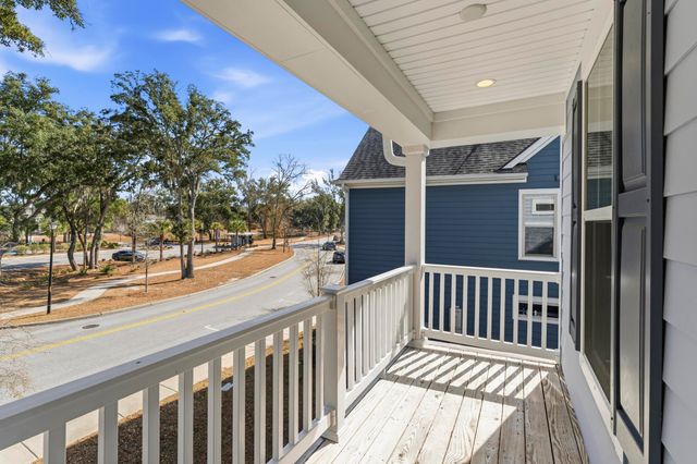 2115 Kemmerlin Street, Johns Island, SC 29455