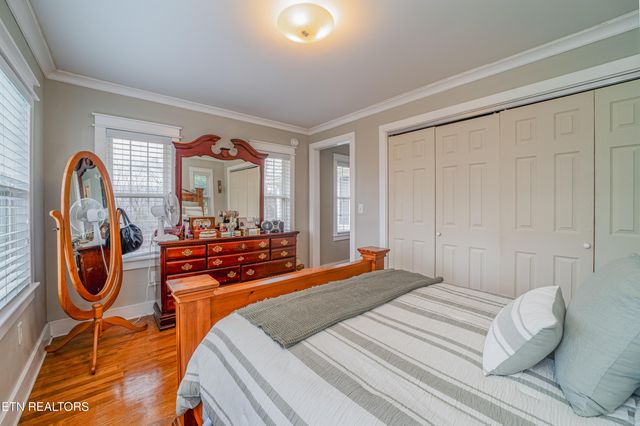 104 S Church Ave, Rockwood, TN 37854