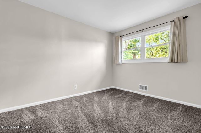 4 N Parkview Terrace, Hazlet, NJ 07730
