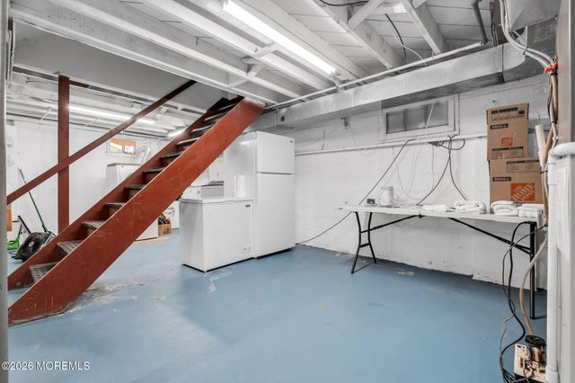 4 N Parkview Terrace, Hazlet, NJ 07730