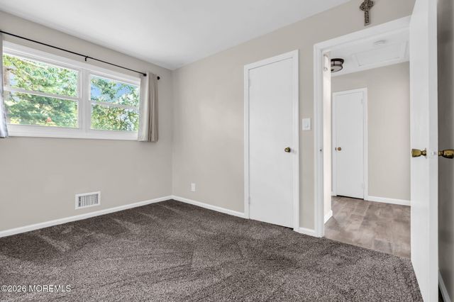 4 N Parkview Terrace, Hazlet, NJ 07730