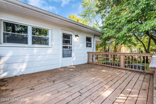 4 N Parkview Terrace, Hazlet, NJ 07730