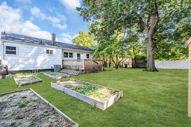 4 N Parkview Terrace, Hazlet, NJ 07730