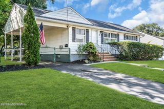 4 N Parkview Terrace, Hazlet, NJ 07730
