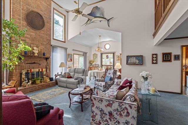 203 Christmas Drive, Mc Cormick, SC 29835