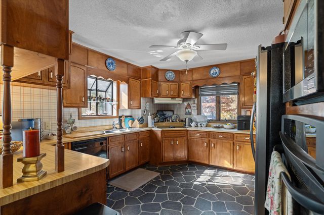 203 Christmas Drive, Mc Cormick, SC 29835