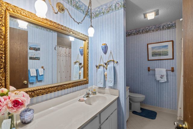 203 Christmas Drive, Mc Cormick, SC 29835