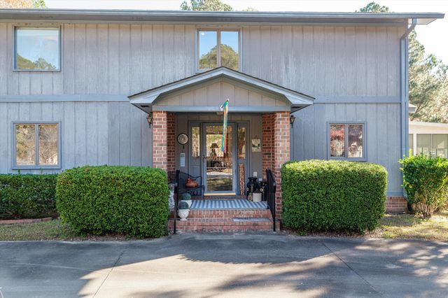 203 Christmas Drive, Mc Cormick, SC 29835