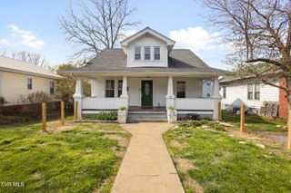 102 West Locust Street, Johnson City, TN 37604