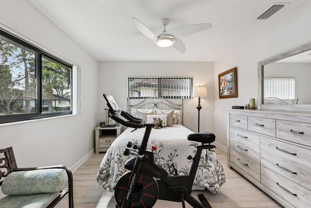 4854 Eqestrian Circle B, Boynton Beach, FL 33426