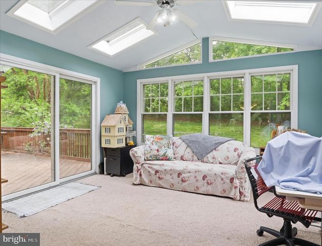 9008 LAKE BRADDOCK DR, Burke, VA 22015
