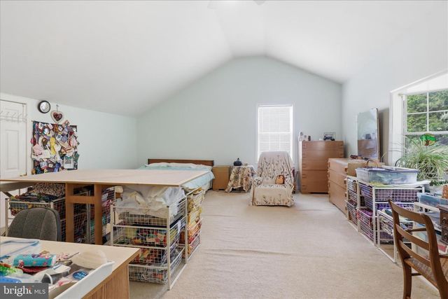9008 LAKE BRADDOCK DR, Burke, VA 22015