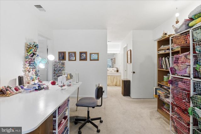 9008 LAKE BRADDOCK DR, Burke, VA 22015