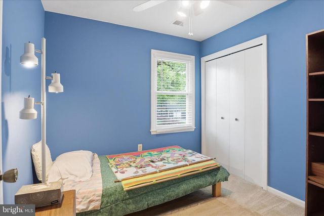 9008 LAKE BRADDOCK DR, Burke, VA 22015