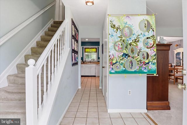 9008 LAKE BRADDOCK DR, Burke, VA 22015