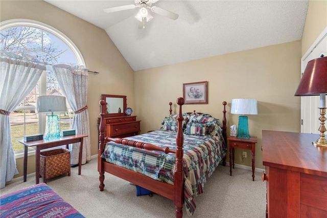 8604 N Liston Avenue, Kansas City, MO 64154