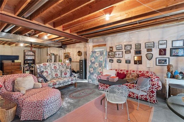 8604 N Liston Avenue, Kansas City, MO 64154