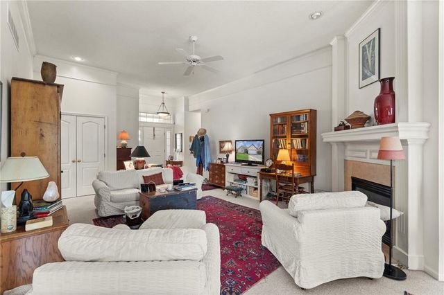 8604 N Liston Avenue, Kansas City, MO 64154