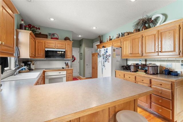 8604 N Liston Avenue, Kansas City, MO 64154