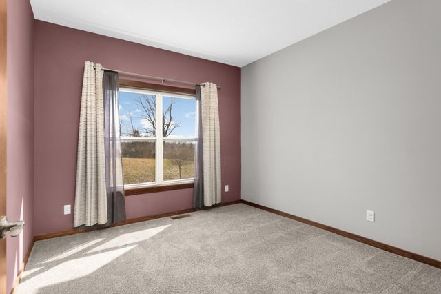 697 Jansen Avenue SE, Hanover, MN 55341