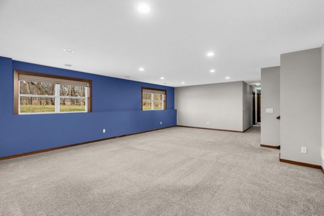 697 Jansen Avenue SE, Hanover, MN 55341