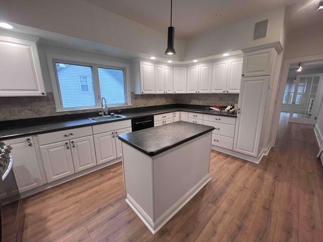61 Wollaston Ave 2, Arlington, MA 02476