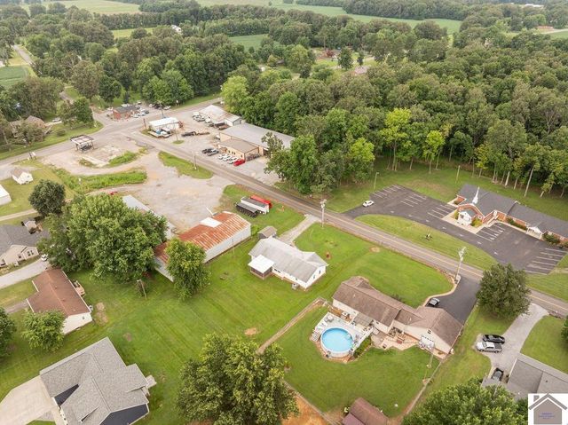 94 Browns Grove Rd., Murray, KY 42071