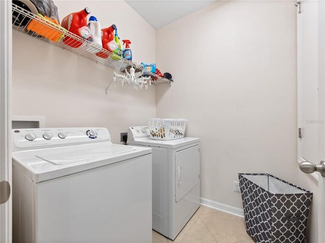 9218 SHEPTON STREET, Orlando, FL 32825