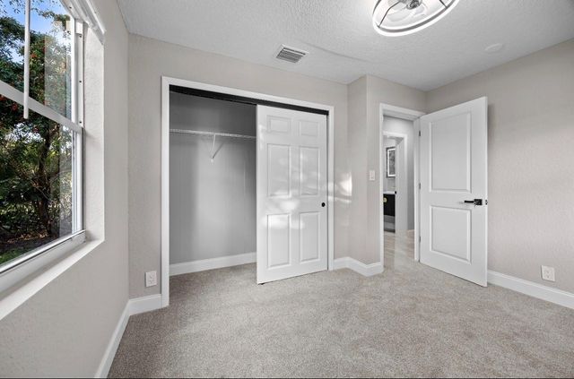 800 NW 6th Ave, Pompano Beach, FL 33060