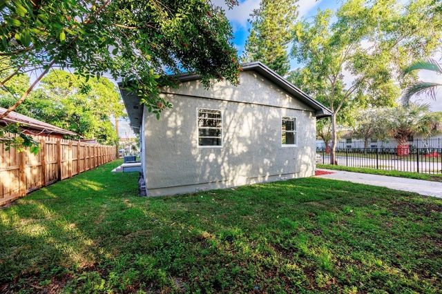 800 NW 6th Ave, Pompano Beach, FL 33060