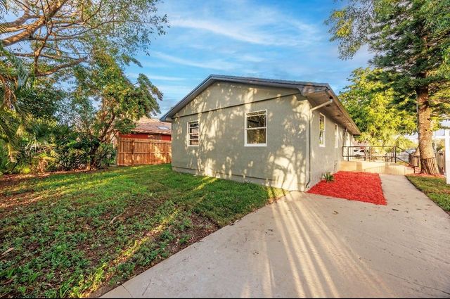 800 NW 6th Ave, Pompano Beach, FL 33060