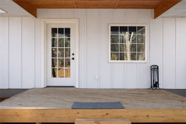 3030 Smith McGee Road, Iva, SC 29655